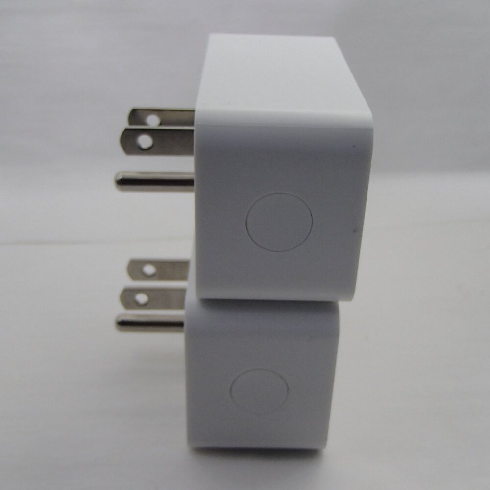 Wyze Plug, 2.4GHz WiFi Smart Works with Alexa, Google - Picture 3 of 3